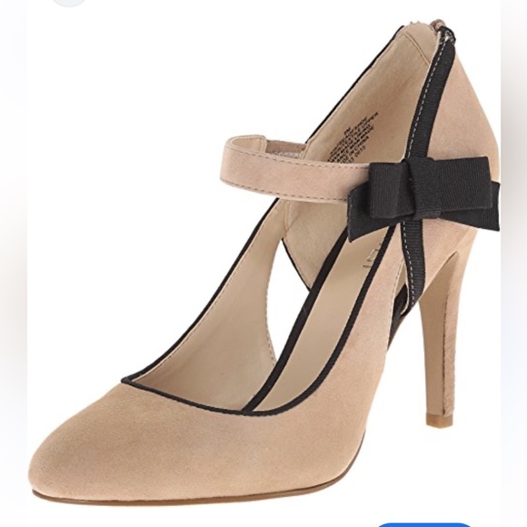 Nine West Suede Heels with Black Trim - Size 9.5 Bow Details! So cute. - Picture 1 of 9